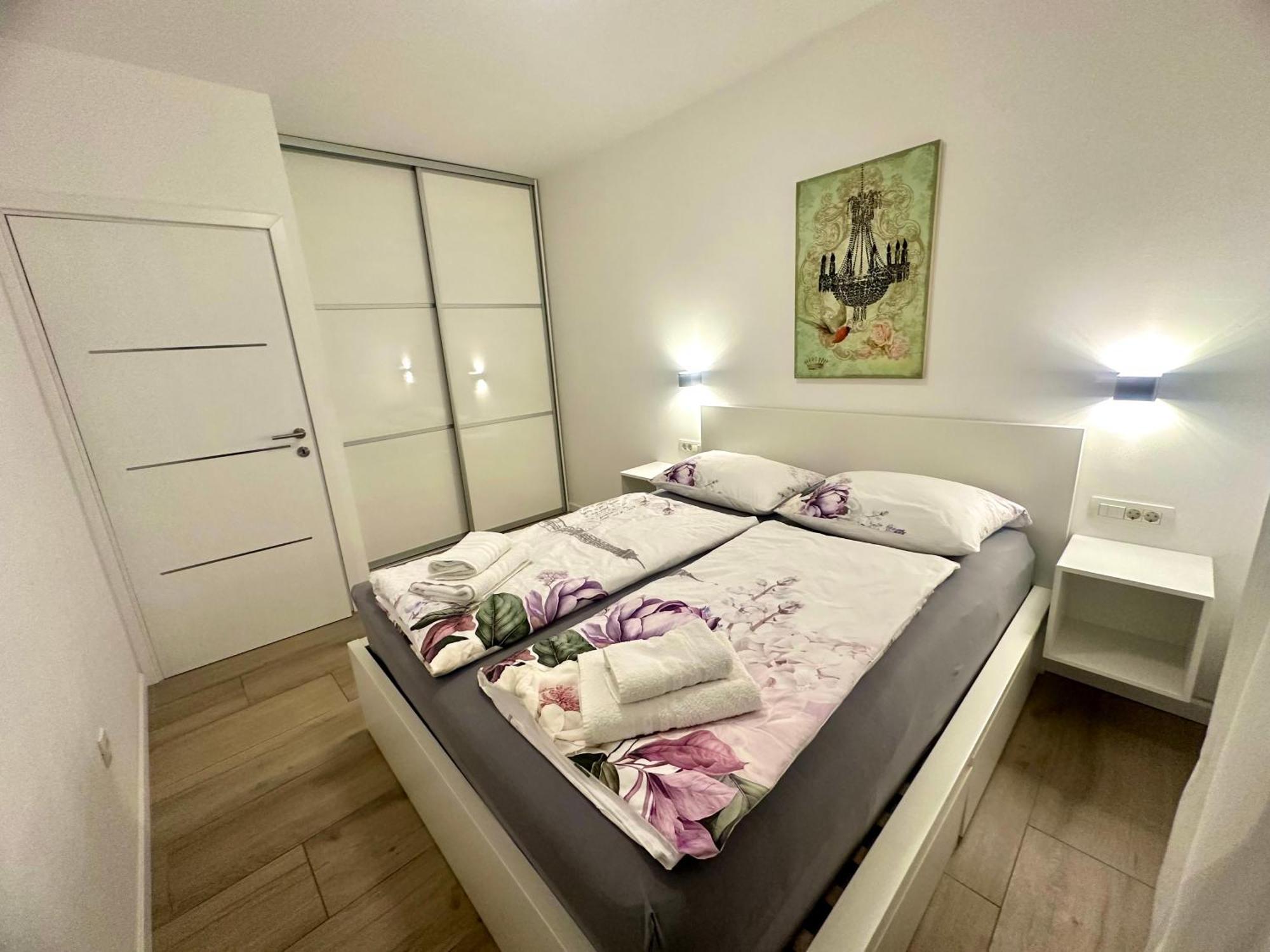 Nikola Apartmani Crikvenica Esterno foto