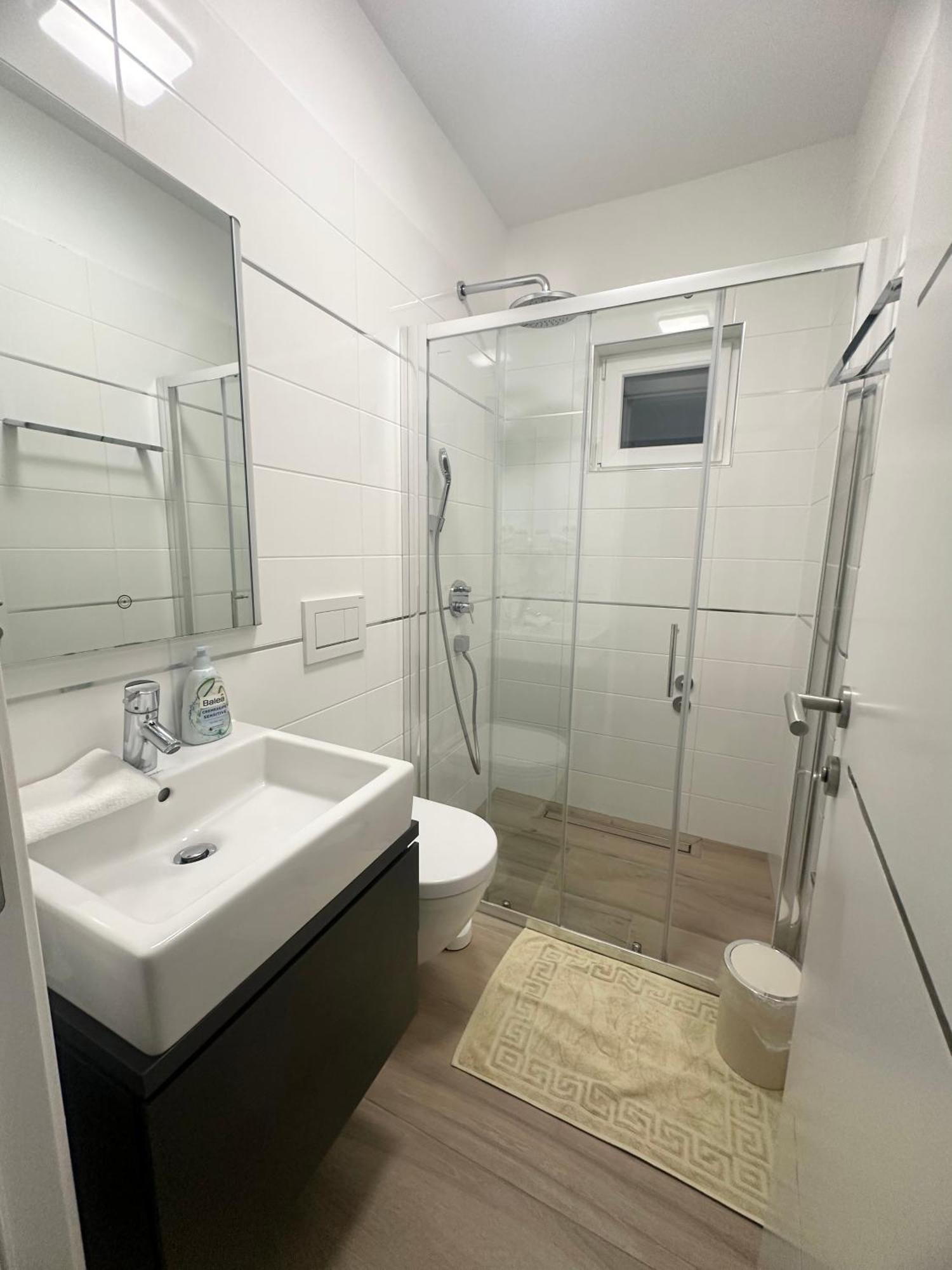 Nikola Apartmani Crikvenica Esterno foto